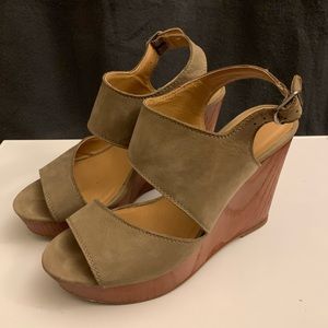 Lucky Brand Wedge Platform Sandals